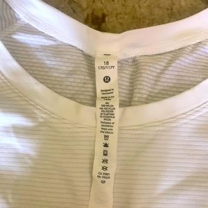 LuluLemon White Striped Swiftly Tech